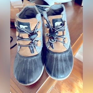 Sorel kid’s/ or women's size 6